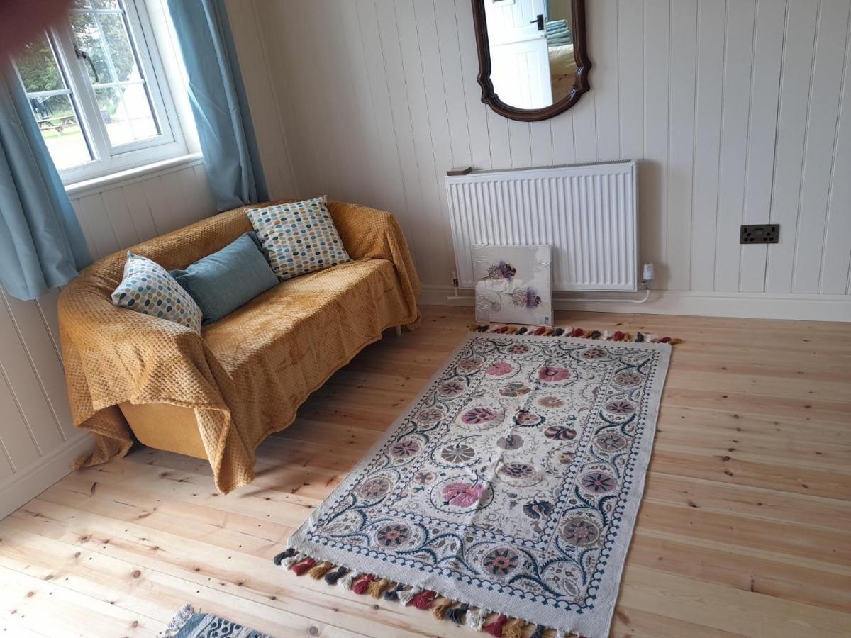 Dinky'S Den Daire Coverack Dış mekan fotoğraf