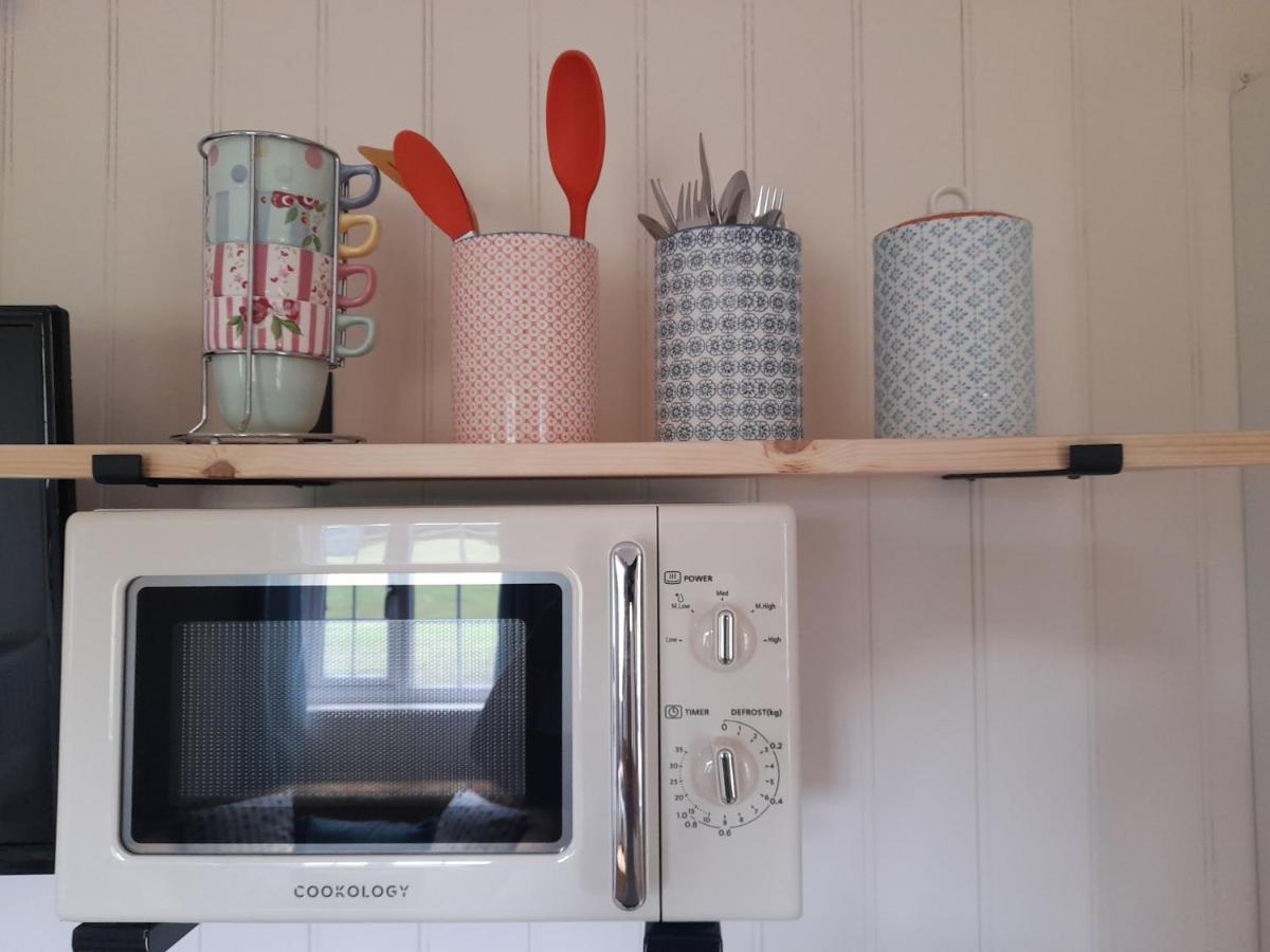 Dinky'S Den Daire Coverack Dış mekan fotoğraf