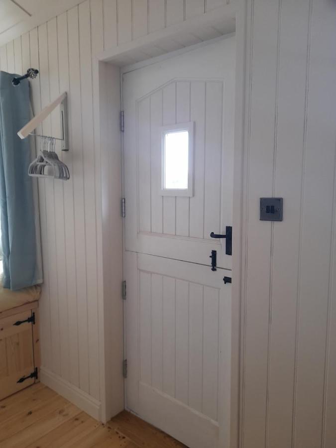Dinky'S Den Daire Coverack Dış mekan fotoğraf