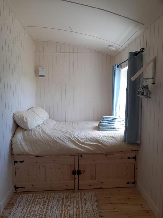 Dinky'S Den Daire Coverack Dış mekan fotoğraf